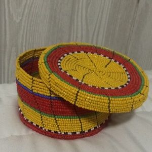 Jewelry box (made of Masaai beads)